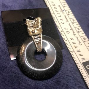 Onyx Donut Pendant in Silver Plate